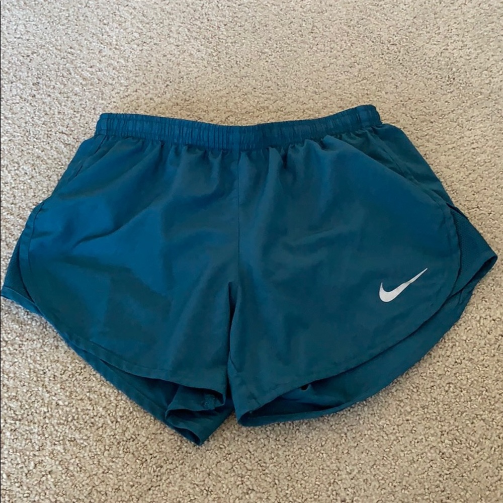 Nike athletic shorts with zipper pocket in back